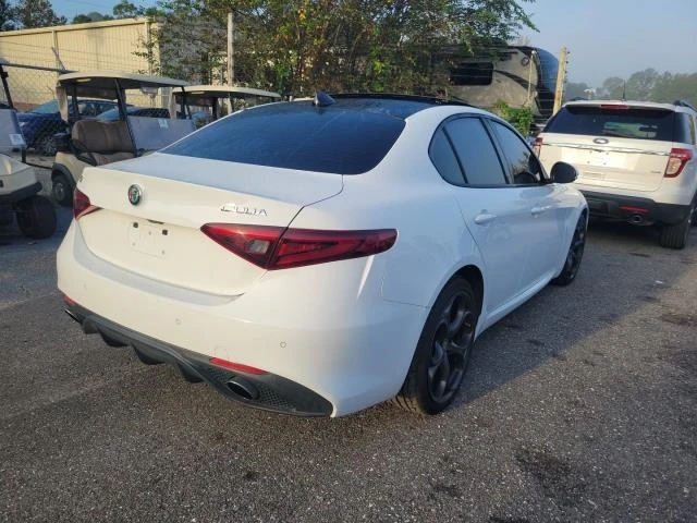 Alfa Romeo Giulia TI Q4 , снимка 12 - Автомобили и джипове - 47449960