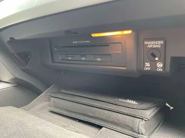 Audi A4 2.0TDI/190кс/S-Line/MATRIX/, снимка 13 - Автомобили и джипове - 54801104