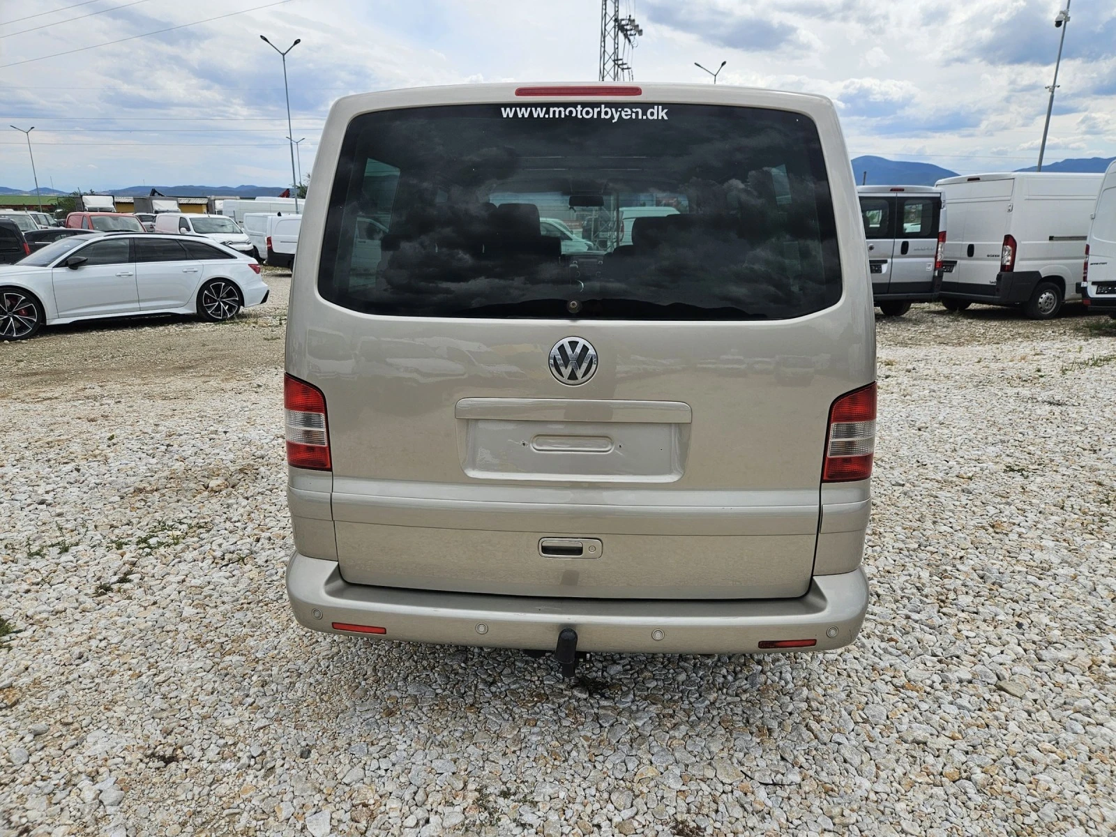 VW Multivan 2.5 TDi  - изображение 4