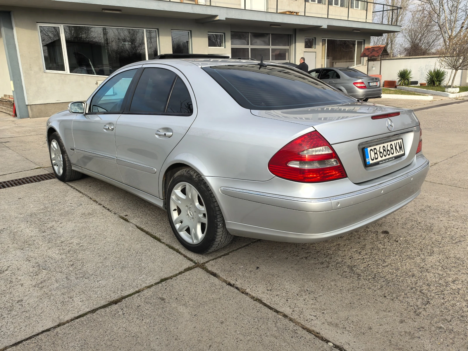 Mercedes-Benz E 500 GPL - изображение 2