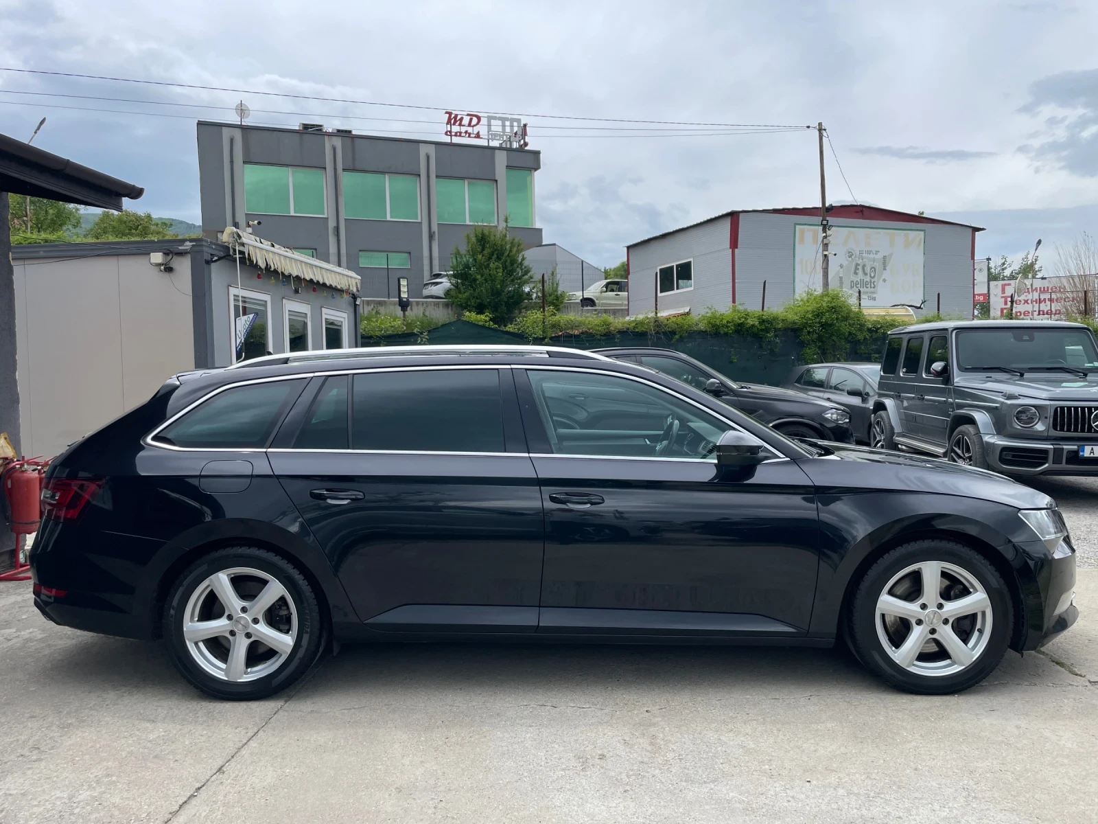 Skoda Superb 2.0TSi 4x4 Автоматик Панорама Швейцария - изображение 6