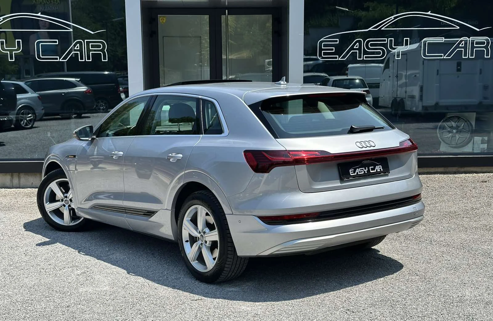Audi E-Tron Camera/PANO/B&O/ - изображение 4
