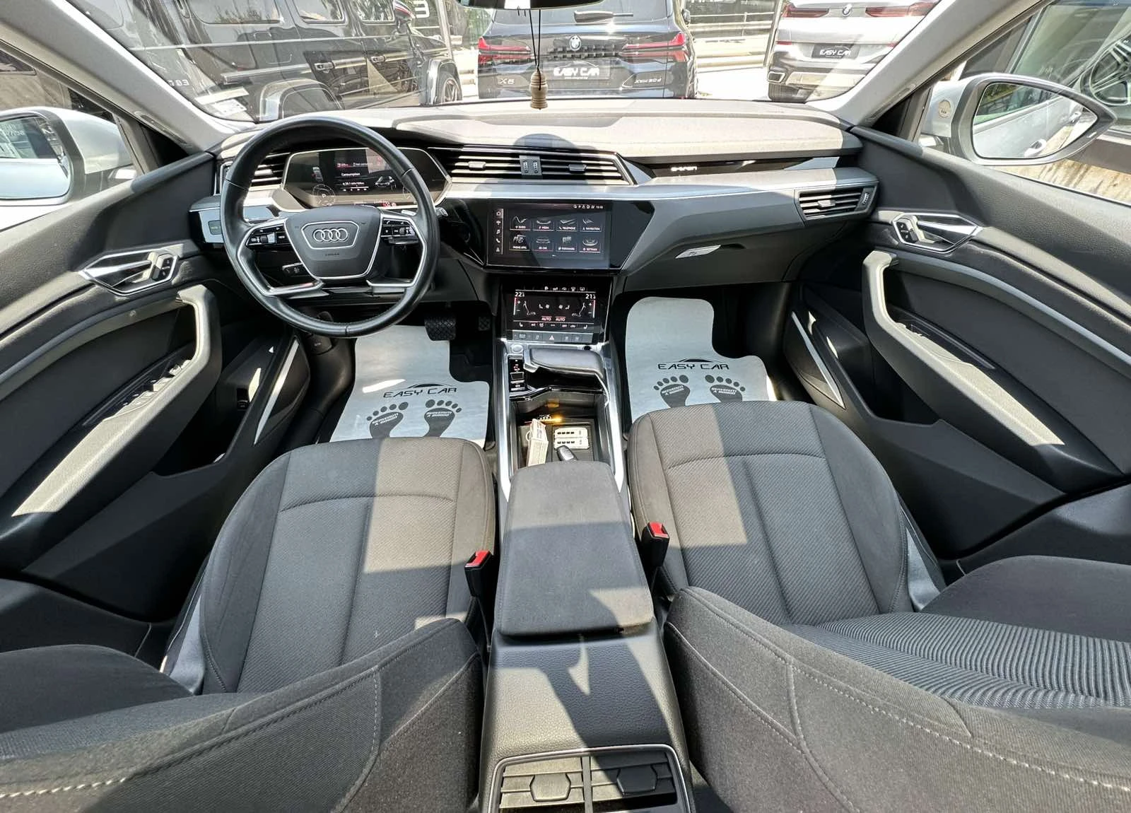 Audi E-Tron Camera/PANO/B&O/ - изображение 10