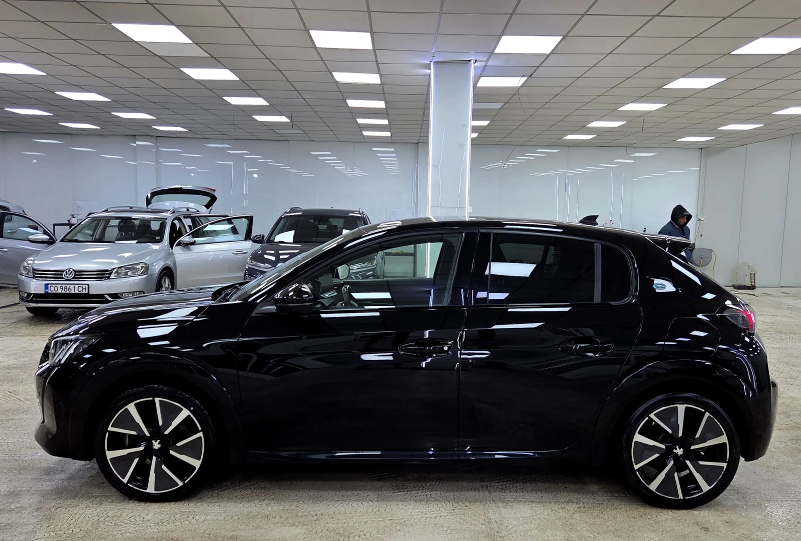 Peugeot 208 е/GT line/В ГАРАНЦИЯ/Navi/Camera 360 - изображение 5