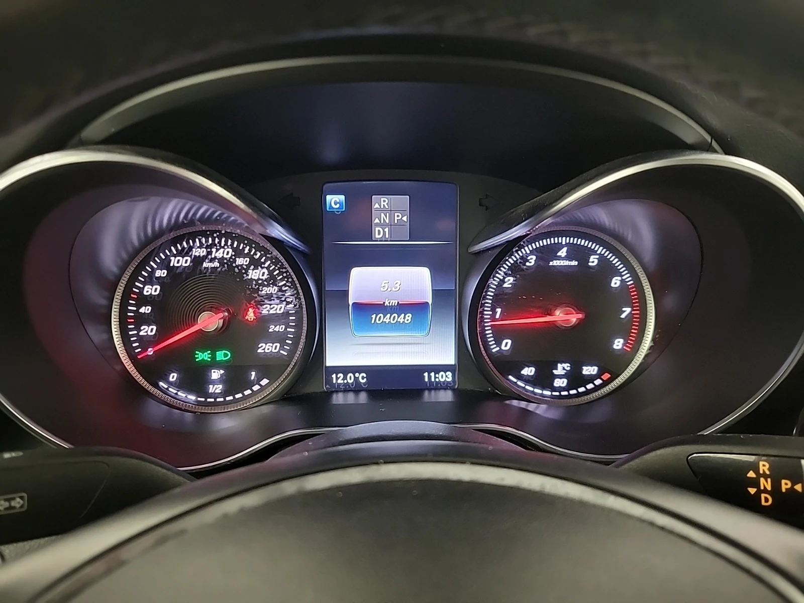 Mercedes-Benz C 300 4MATIC - изображение 9