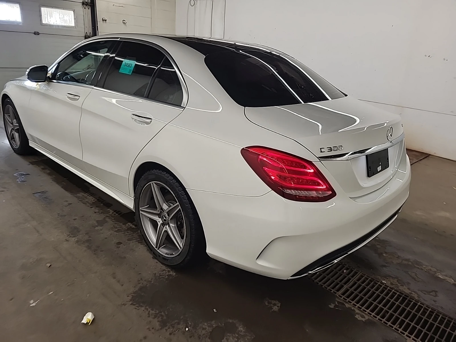 Mercedes-Benz C 300 4MATIC - изображение 4