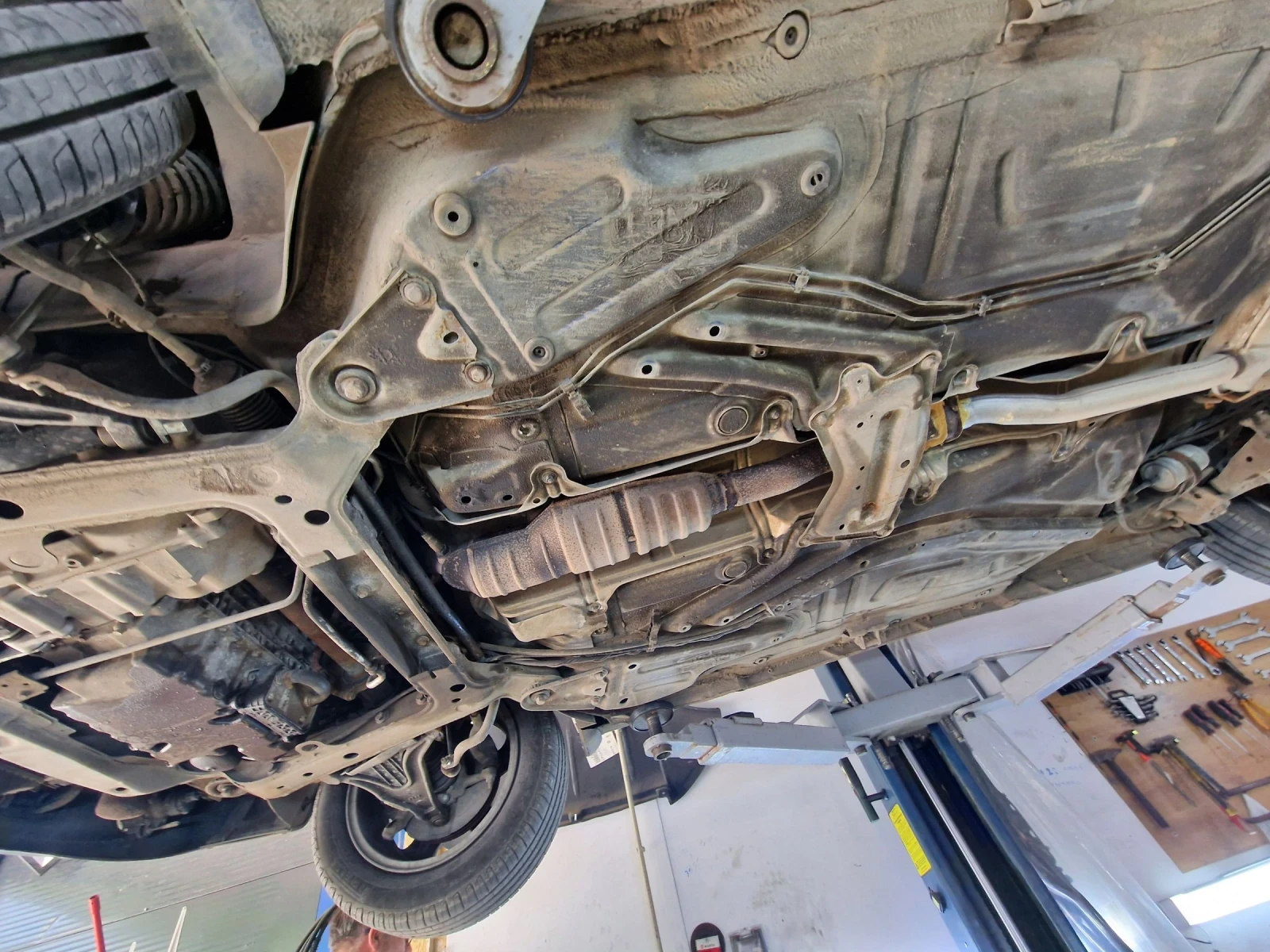 Volvo C70 2.5T 4SPD AUTO Бензин/LPG , снимка 16 - Автомобили и джипове - 53818232