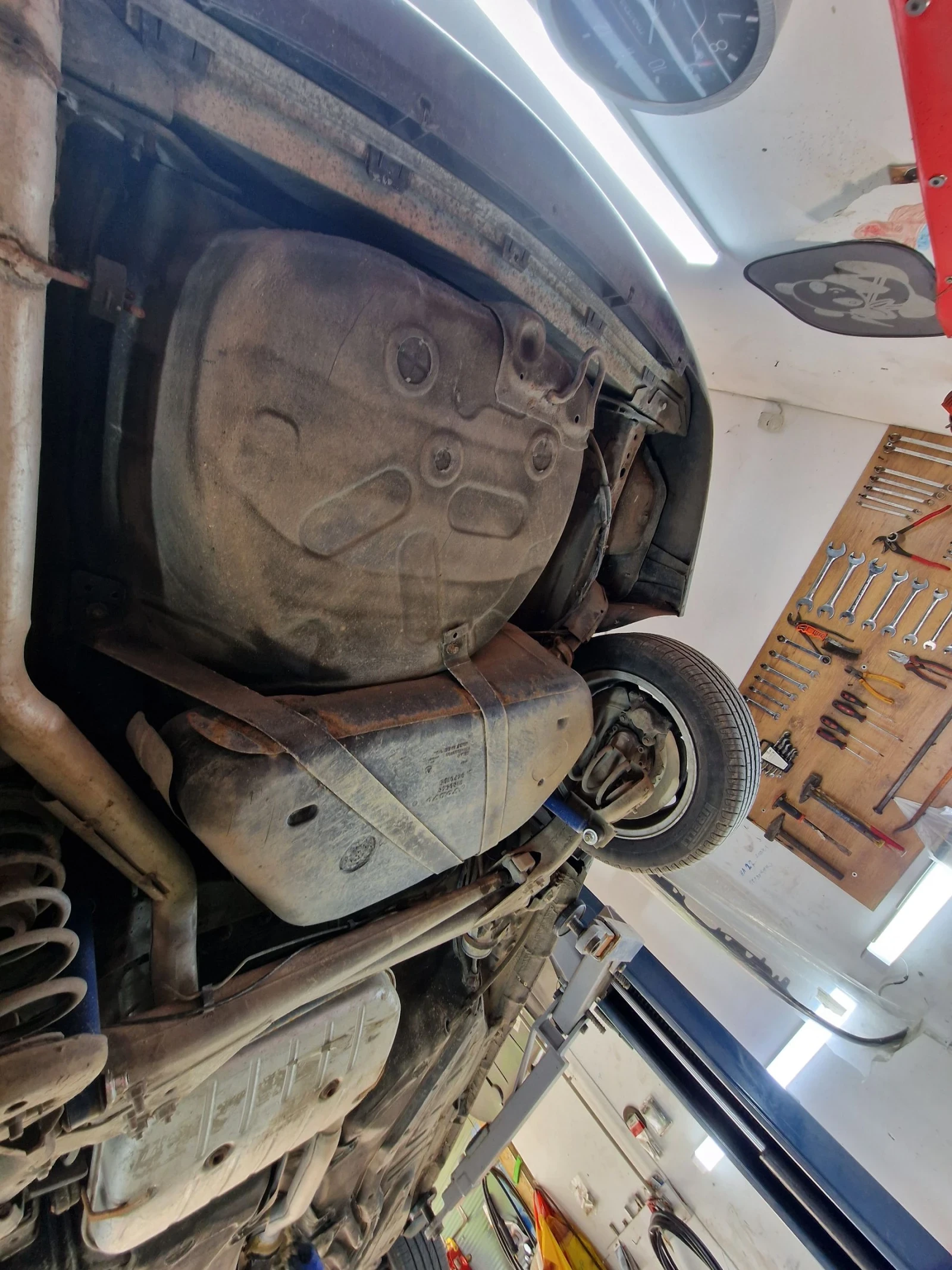 Volvo C70 2.5T 4SPD AUTO Бензин/LPG , снимка 14 - Автомобили и джипове - 53818232