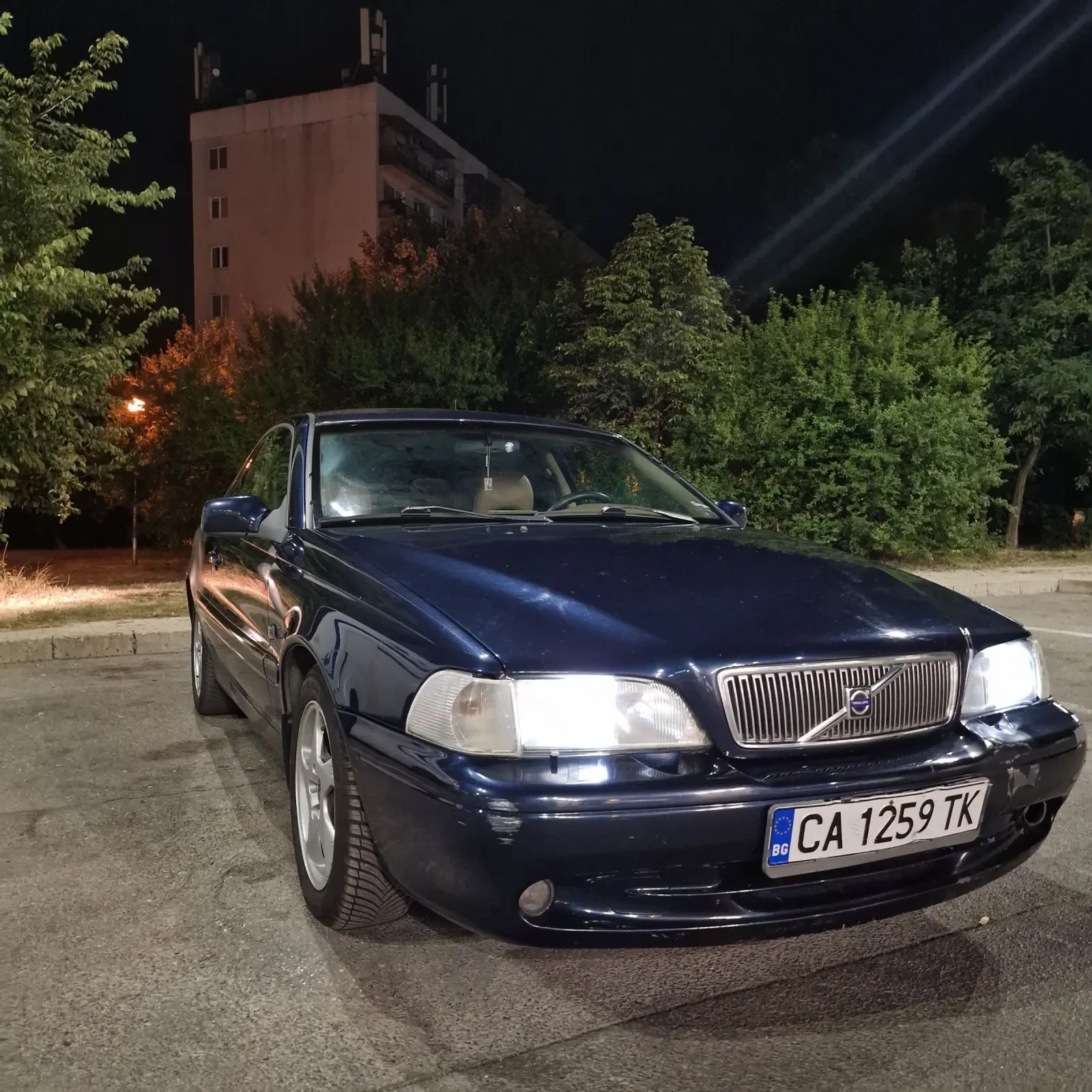 Volvo C70 2.5T 4SPD AUTO Бензин/LPG , снимка 5 - Автомобили и джипове - 53818232