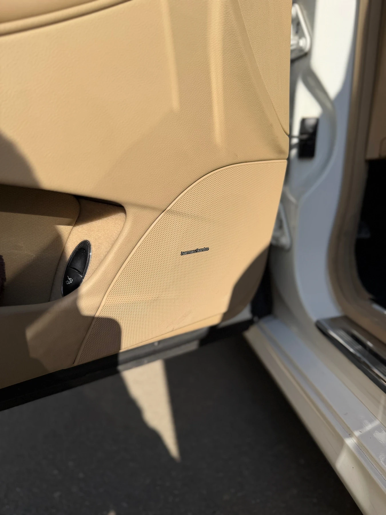 Mercedes-Benz CLS 55 AMG, снимка 13 - Автомобили и джипове - 53828730