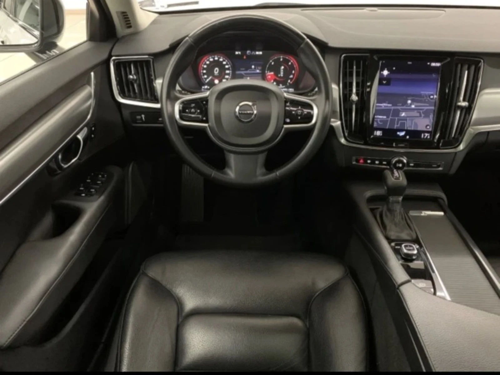 Volvo V90 V90, снимка 8 - Автомобили и джипове - 54071747