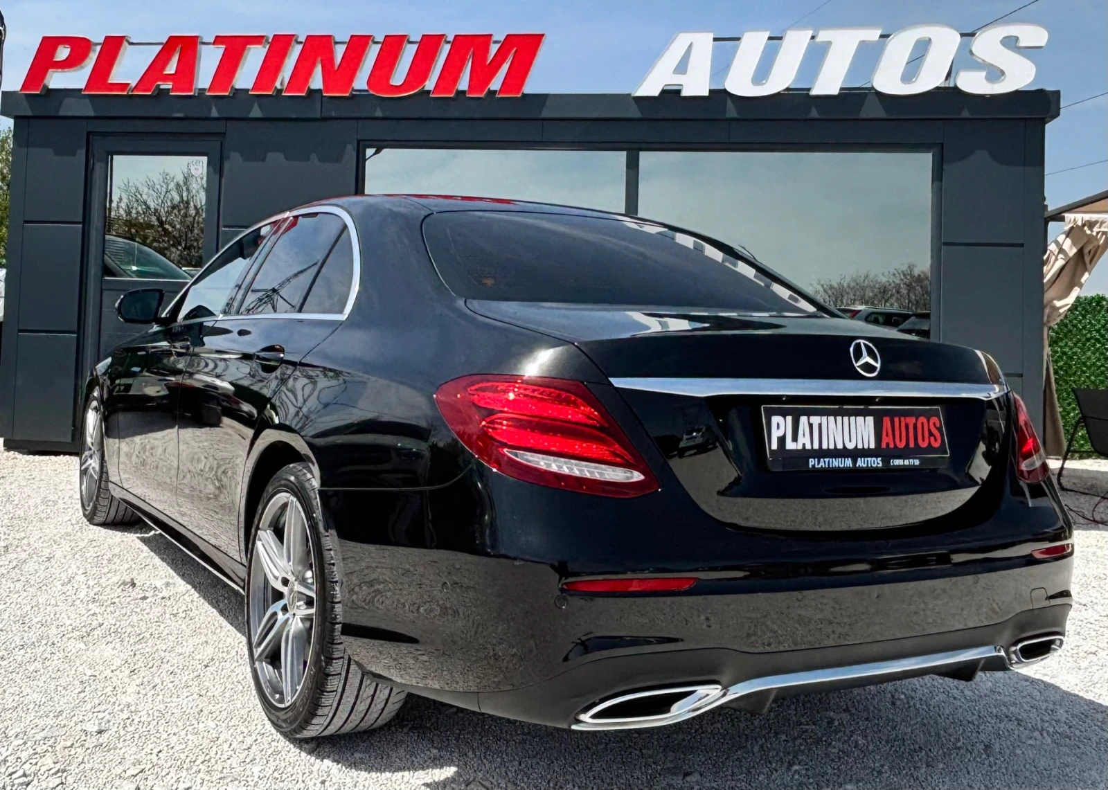 Mercedes-Benz E 220 220/AMG/FULL/TOP, снимка 12 - Автомобили и джипове - 54227698