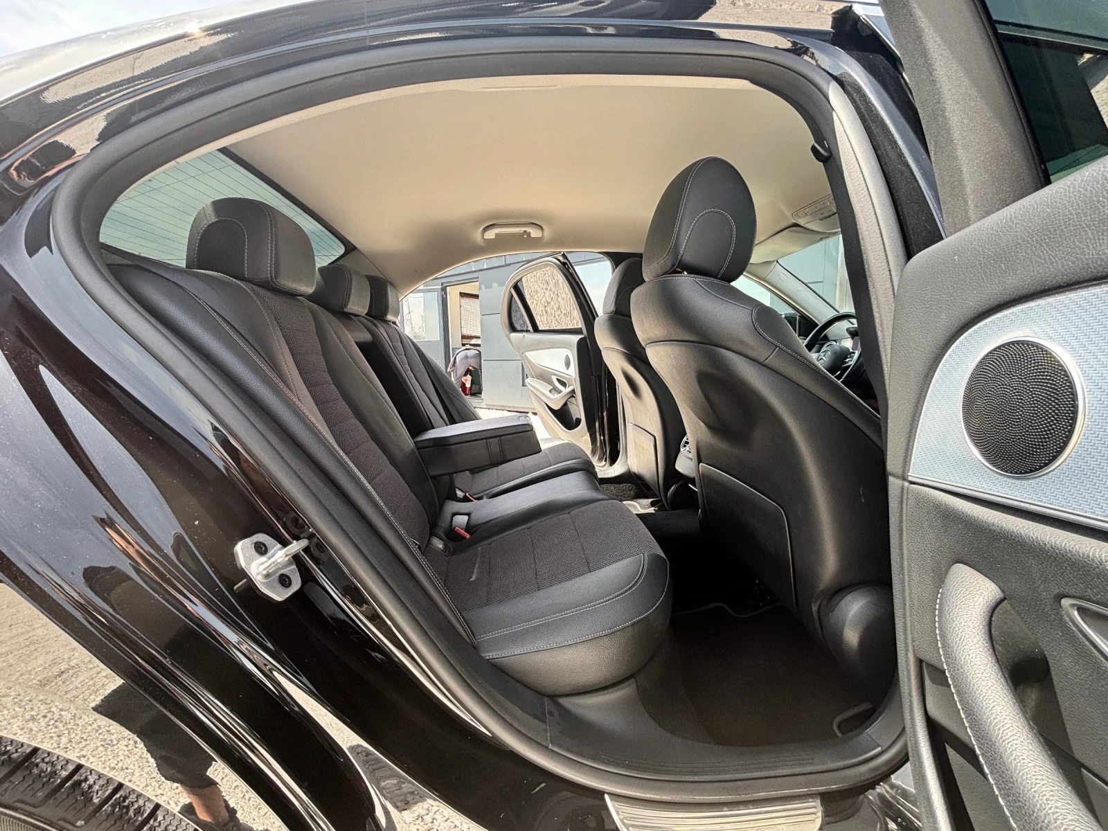 Mercedes-Benz E 220 220/AMG/FULL/TOP, снимка 9 - Автомобили и джипове - 54227698