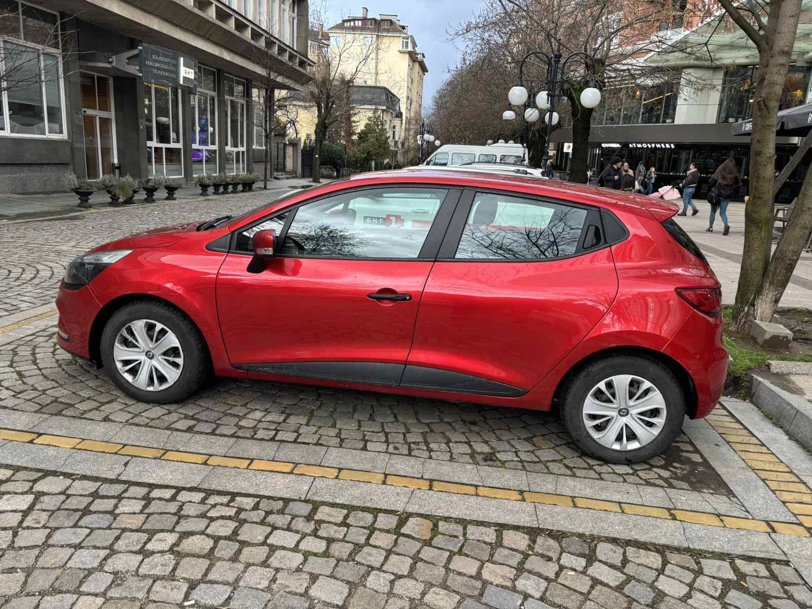 Renault Clio dCi, снимка 3 - Автомобили и джипове - 54303995