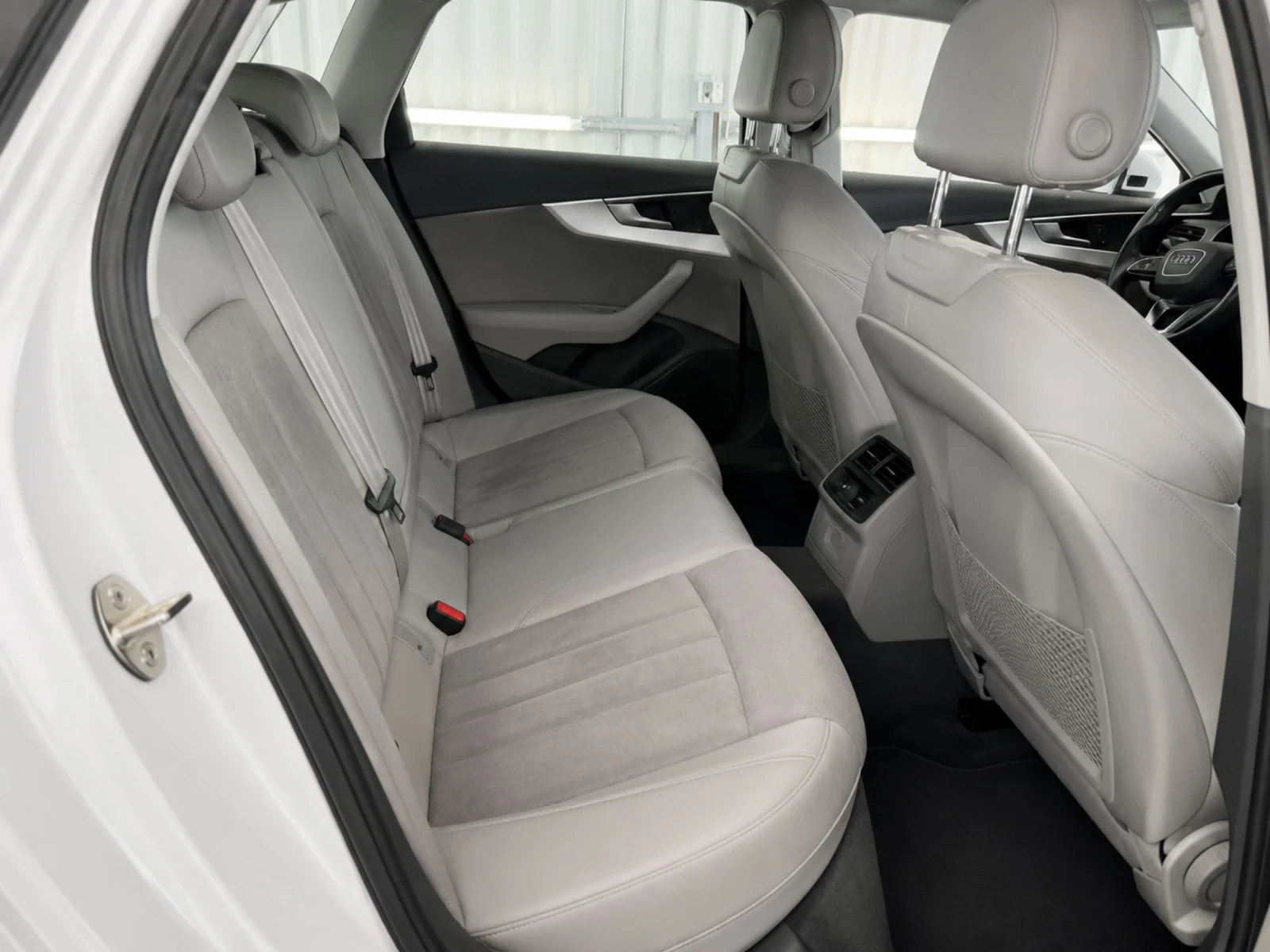 Audi A4 Avant Design ACC Matrix 190 к.с. S tronic , снимка 5 - Автомобили и джипове - 54946052