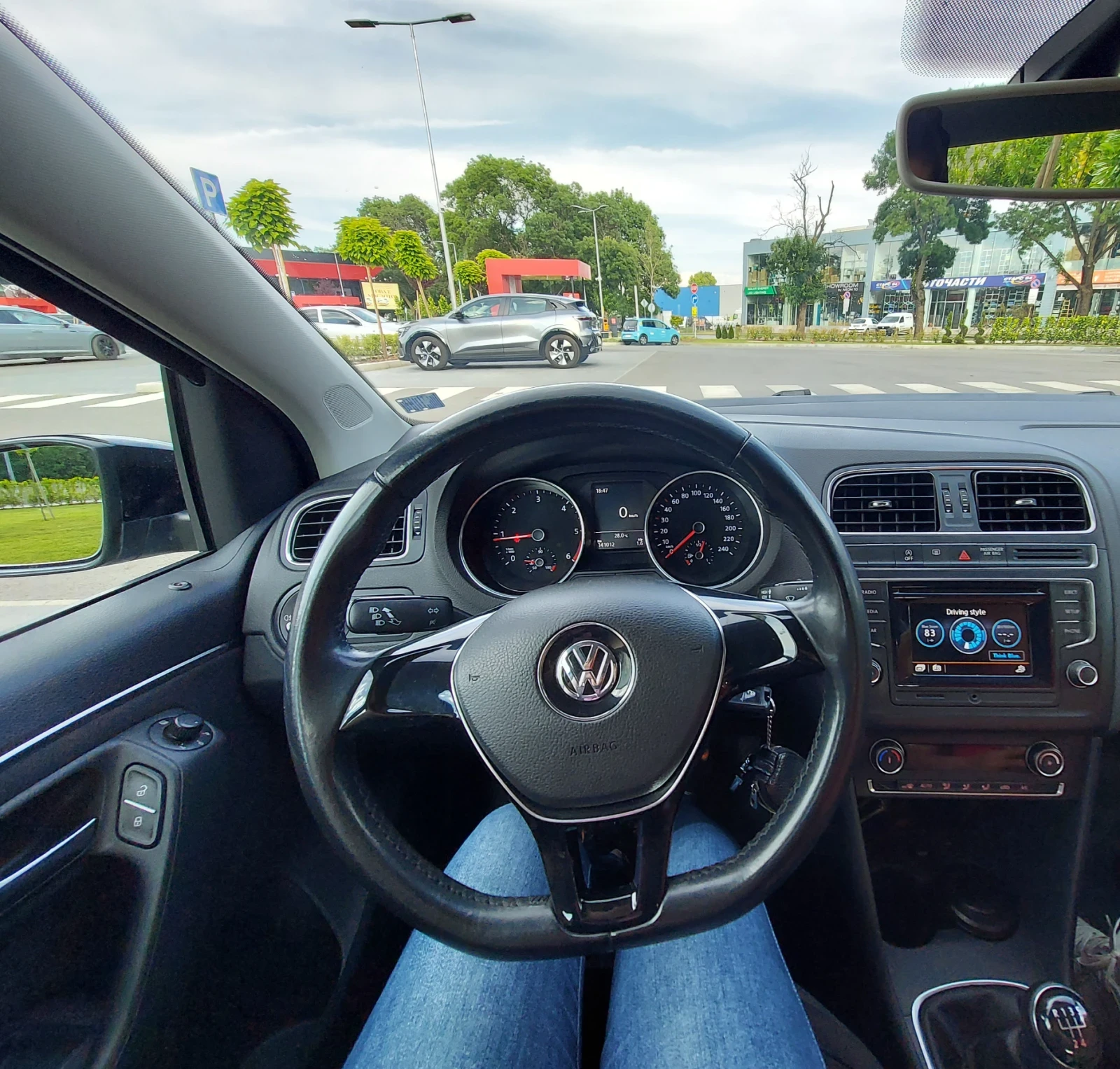 VW Polo, снимка 17 - Автомобили и джипове - 54985712