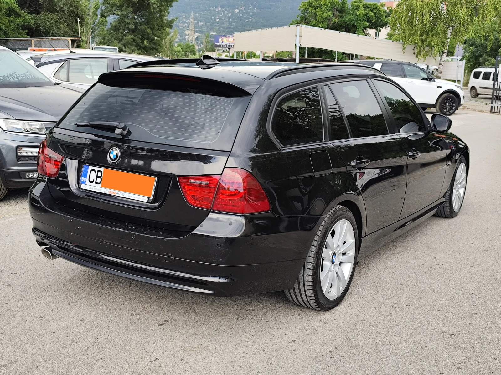 BMW 320 2.0D* XDRIVE* АВТОМАТИК* NAVI* KOЖА* XENON, снимка 4 - Автомобили и джипове - 55102075
