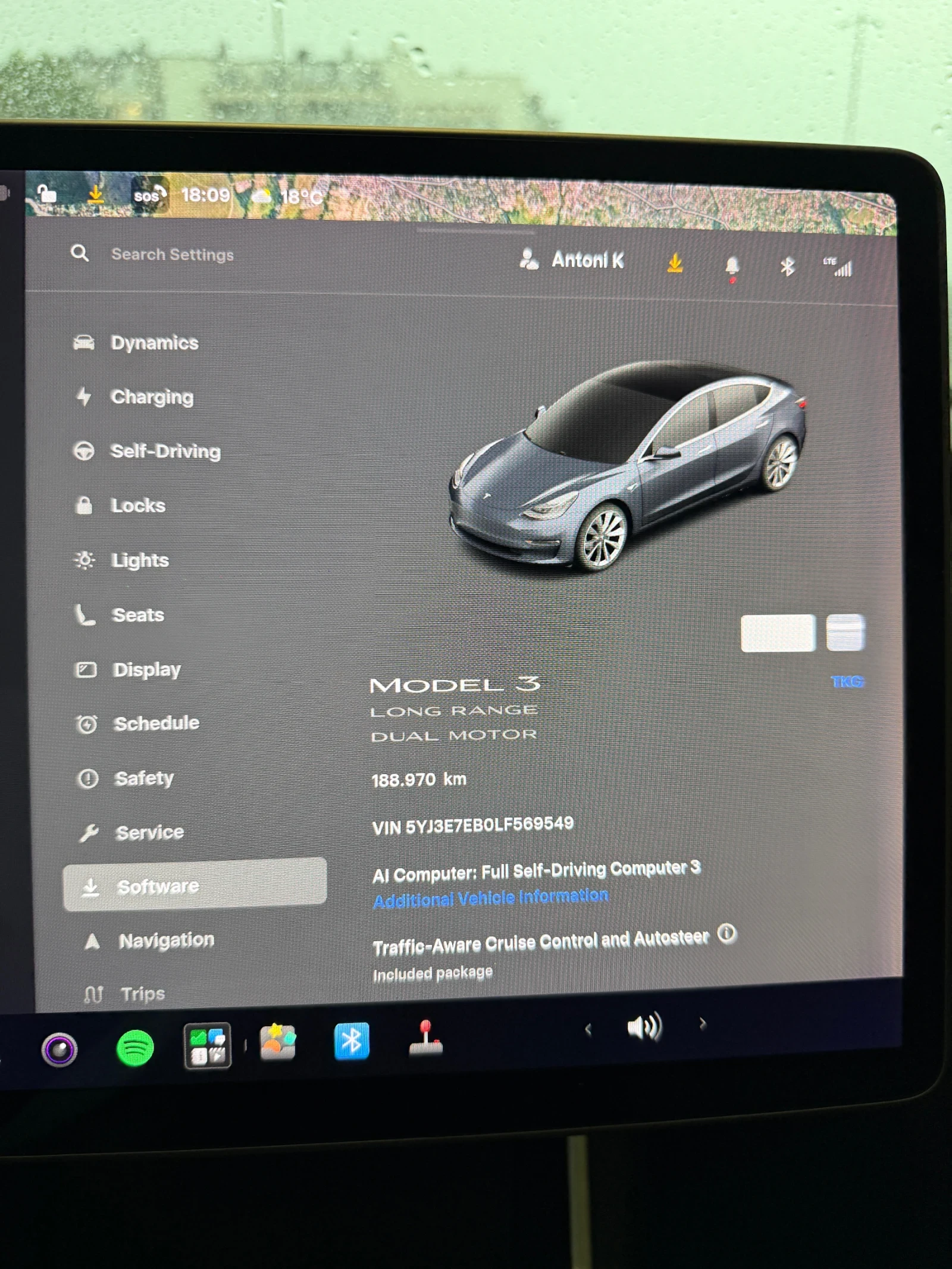 Tesla Model 3 Long Range AWD (Dual Motor), снимка 12 - Автомобили и джипове - 55157711
