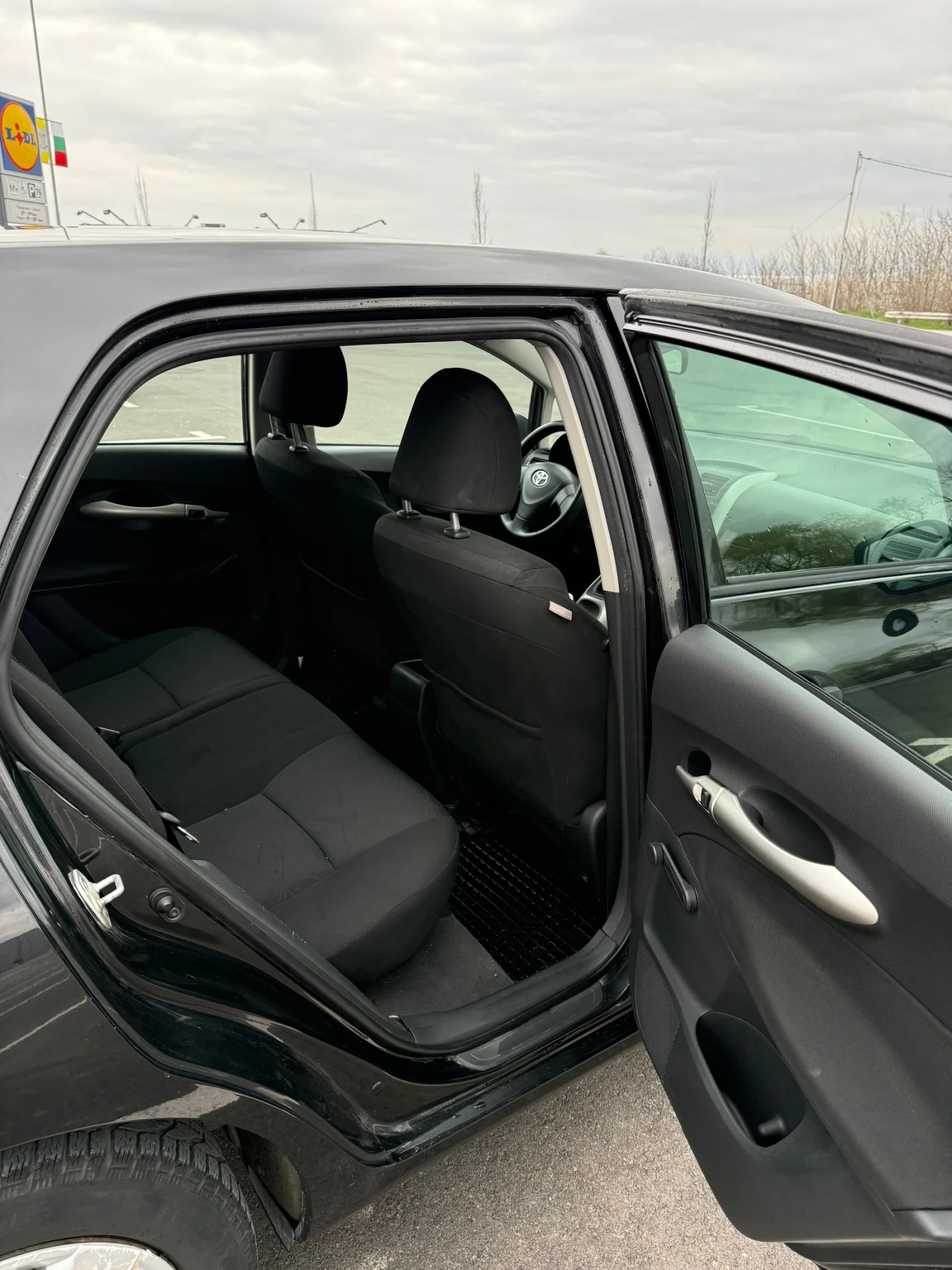 Toyota Auris | Mobile.bg � ����������� 7