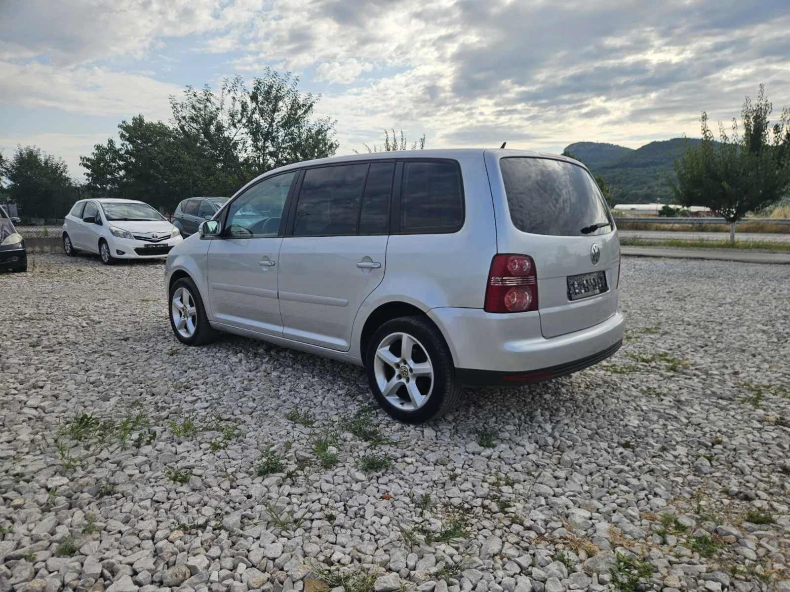 VW Touran 1.9tdi* klima* , снимка 7 - Автомобили и джипове - 55374374