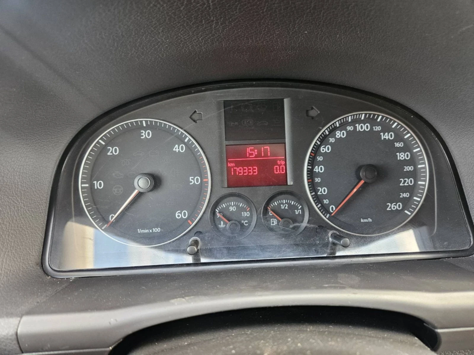 VW Touran 1.9tdi* klima* , снимка 16 - Автомобили и джипове - 55374374