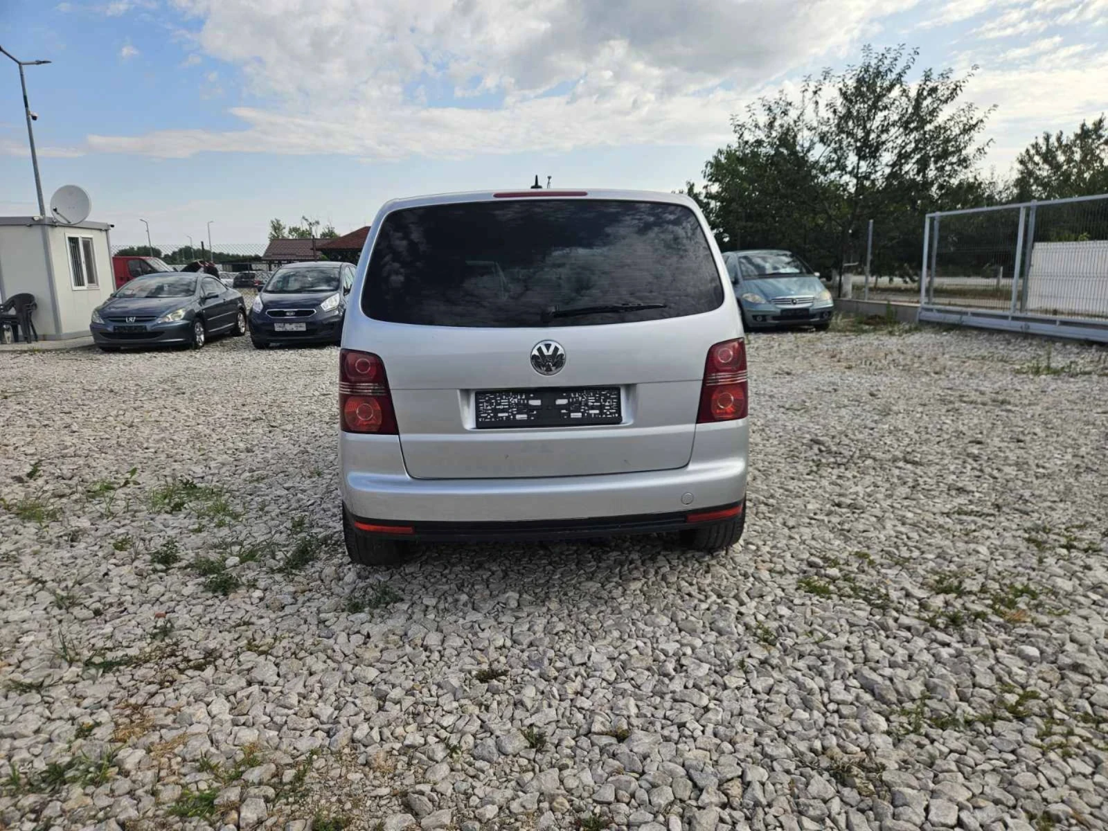 VW Touran 1.9tdi* klima* , снимка 6 - Автомобили и джипове - 55374374