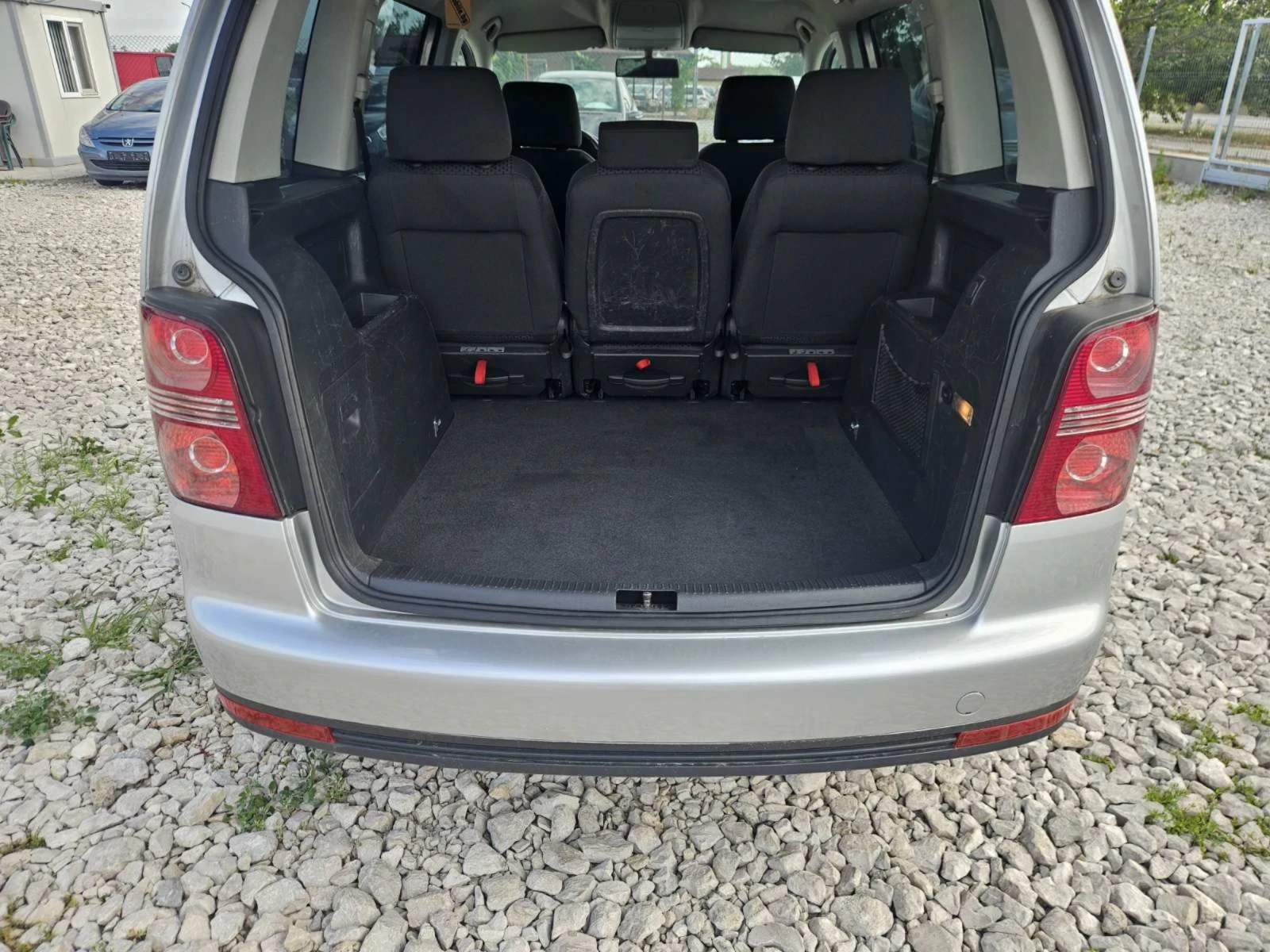VW Touran 1.9tdi* klima* , снимка 10 - Автомобили и джипове - 55374374