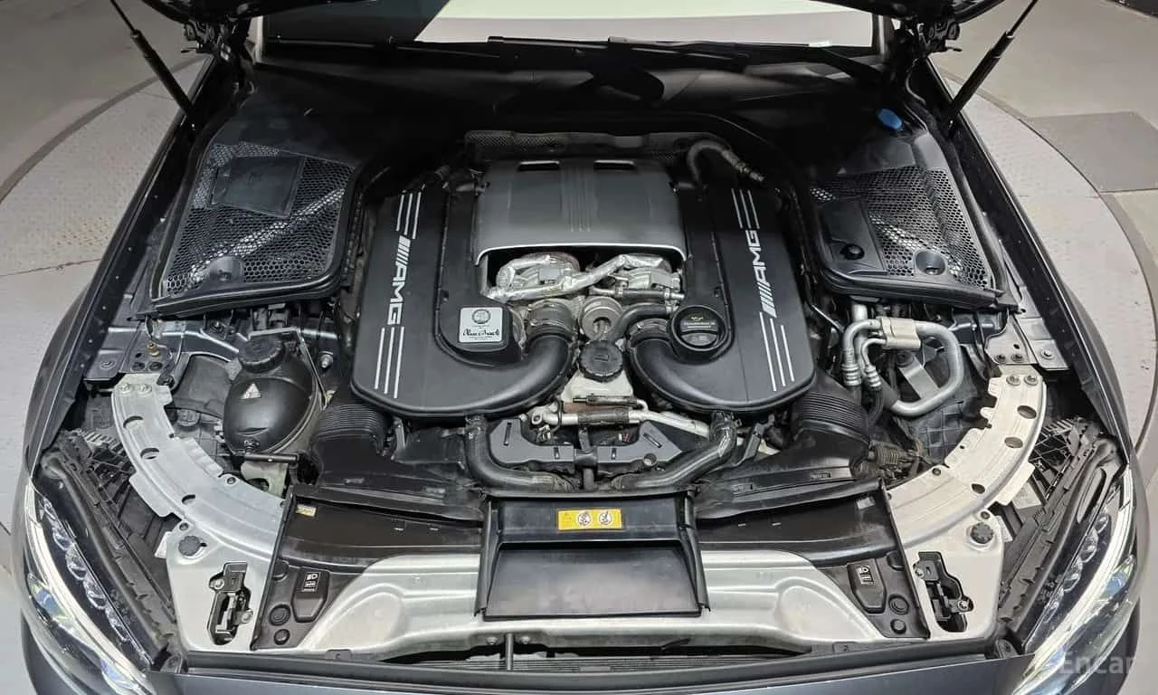 Mercedes-Benz C 63 AMG C63  CARFAX, снимка 3 - Автомобили и джипове - 55398501