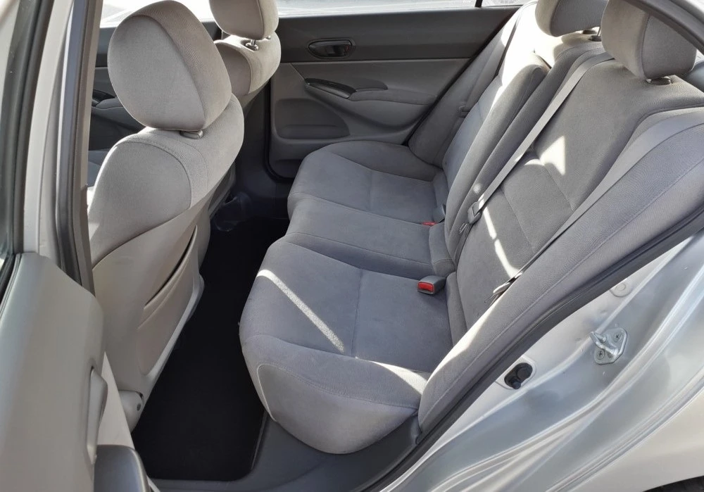 Honda Civic 1.8 i-VTEC 16V AT, снимка 15 - Автомобили и джипове - 55748902