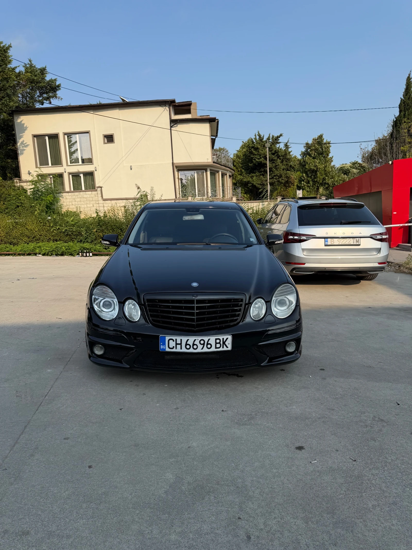 Mercedes-Benz E 500, снимка 9 - Автомобили и джипове - 56042898