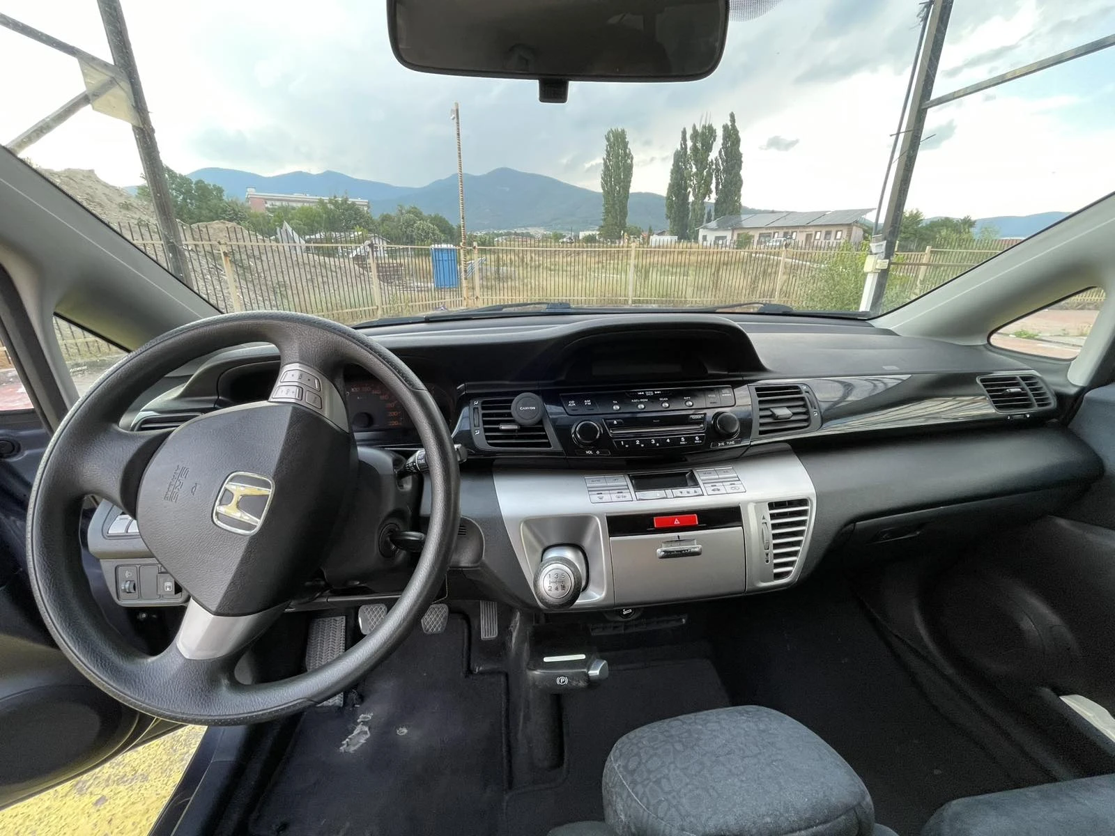 Honda Fr-v с газ, снимка 6 - Автомобили и джипове - 56193410