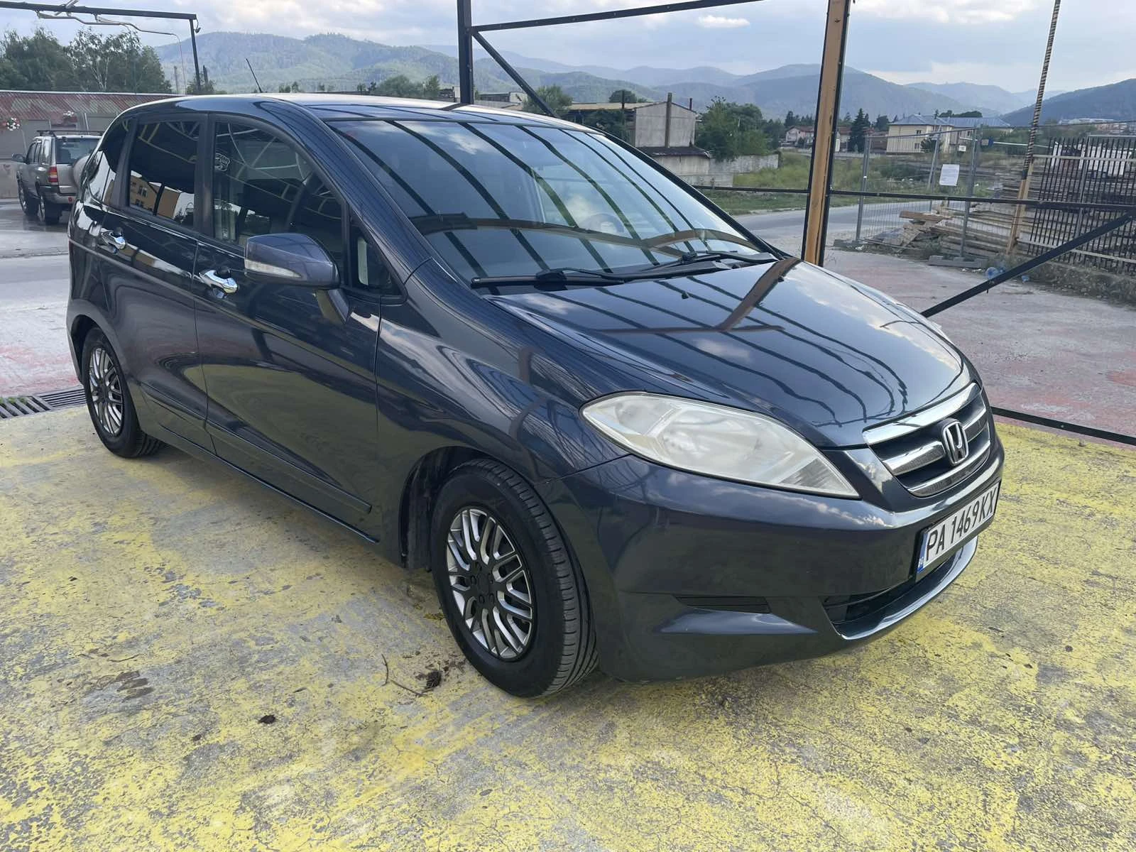Honda Fr-v с газ, снимка 4 - Автомобили и джипове - 56193410
