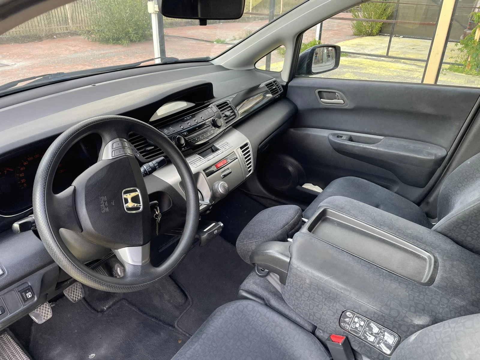 Honda Fr-v с газ, снимка 5 - Автомобили и джипове - 56193410