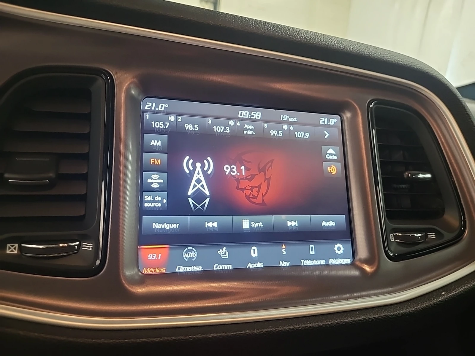 Dodge Challenger * GT* , снимка 11 - Автомобили и джипове - 56535478
