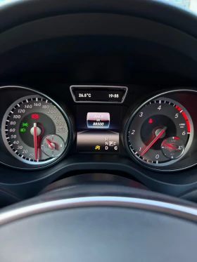 Mercedes-Benz GLA 200 4MATIC AMG INTERIOR, снимка 17