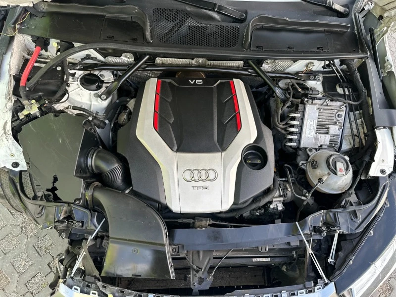 Audi SQ5 3.0TFSI , снимка 8 - Автомобили и джипове - 46468297