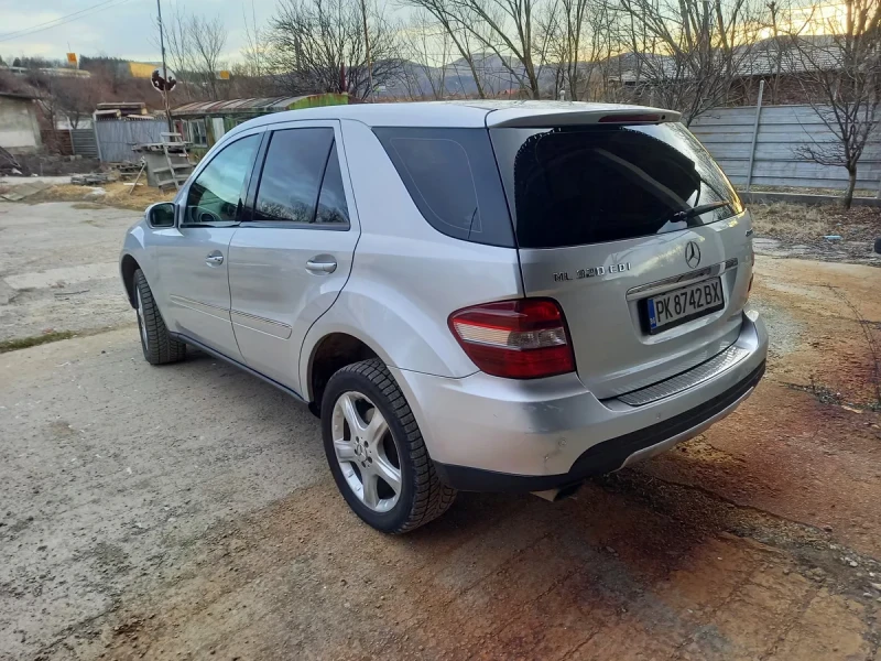 Mercedes-Benz ML 320 320 CDI, снимка 3 - Автомобили и джипове - 49578468