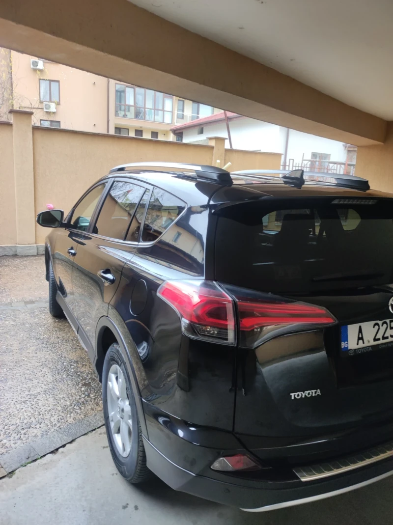 Toyota Rav4 Лукс ниво на оборудване., снимка 16 - Автомобили и джипове - 52886321