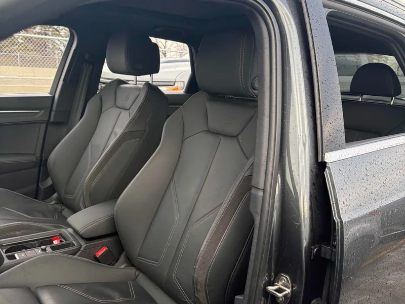 Audi Q3 * Progressiv * CARFAX * БЕЗ ПЪРВОНАЧАЛНА ВНОСКА, снимка 11 - Автомобили и джипове - 53077394