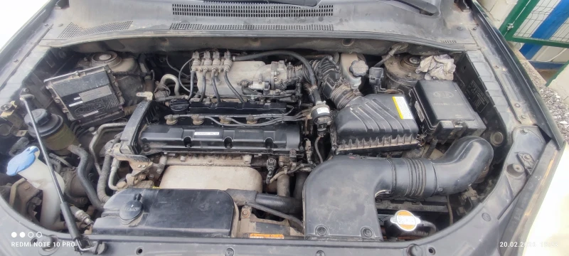 Kia Sportage 2.0, снимка 4 - Автомобили и джипове - 53569954