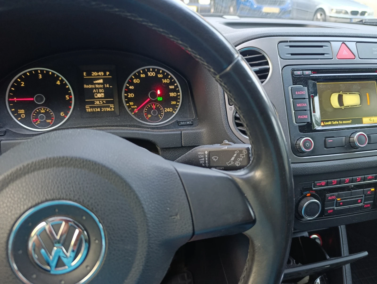 VW Tiguan 2TDI, 4MOTION, DSG - изображение 3