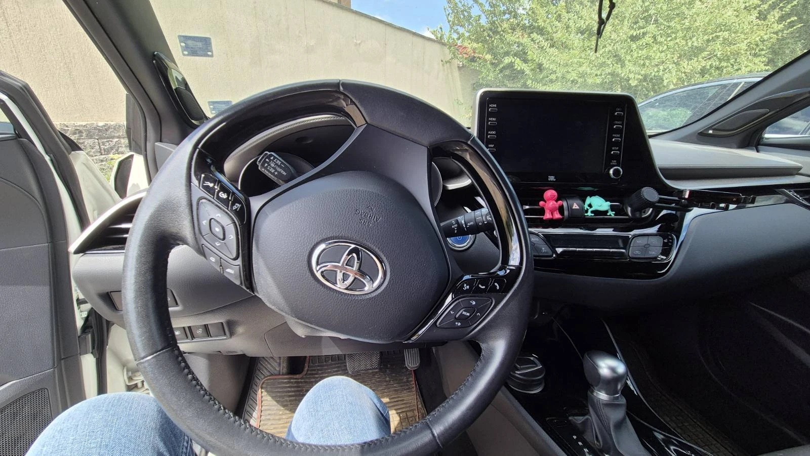 Toyota C-HR BiTone - изображение 8