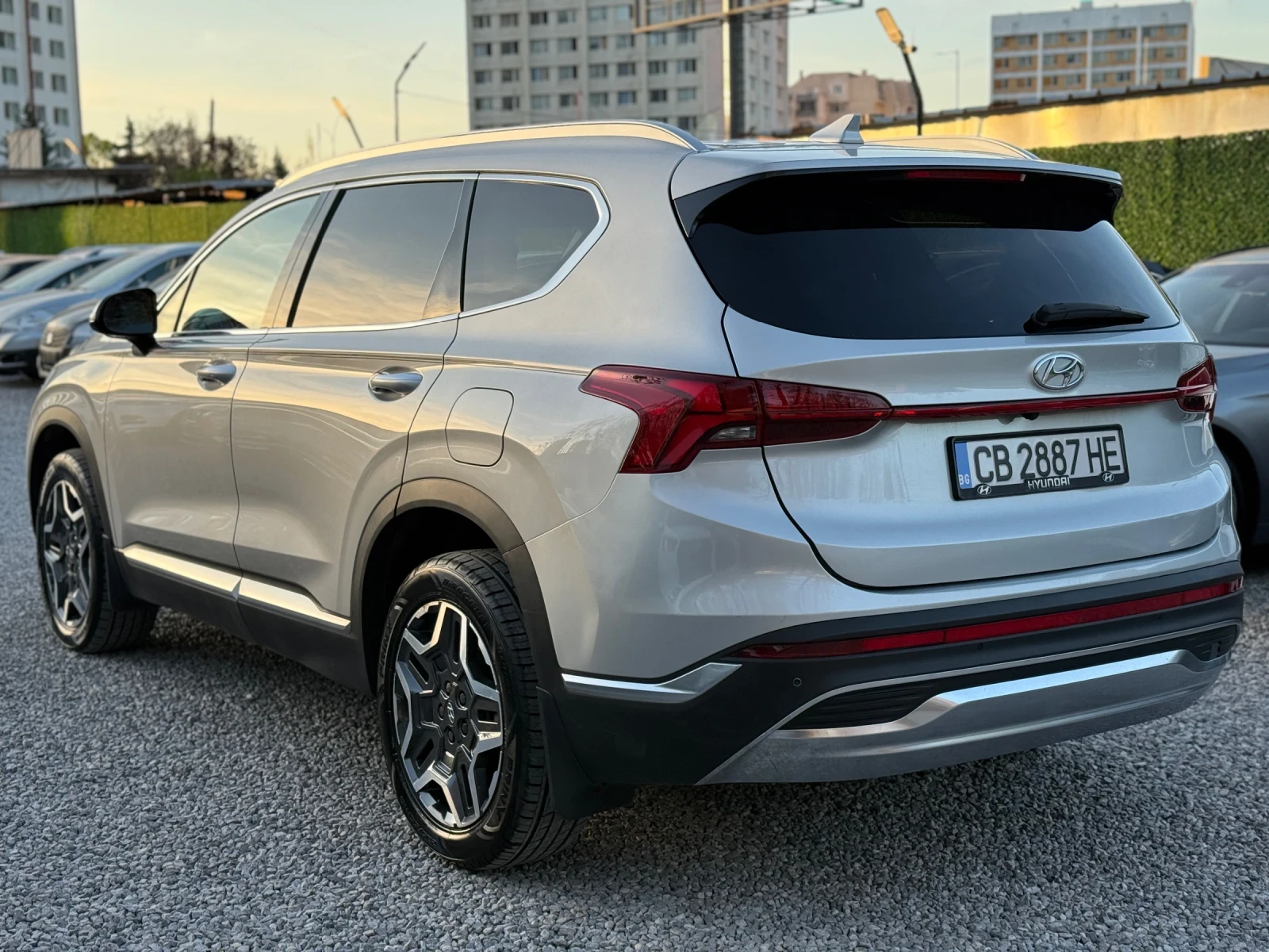 Hyundai Santa fe 1.6PHEV/265hp/Plug-in Hybrid/4WD/Premium, снимка 5 - Автомобили и джипове - 54335527