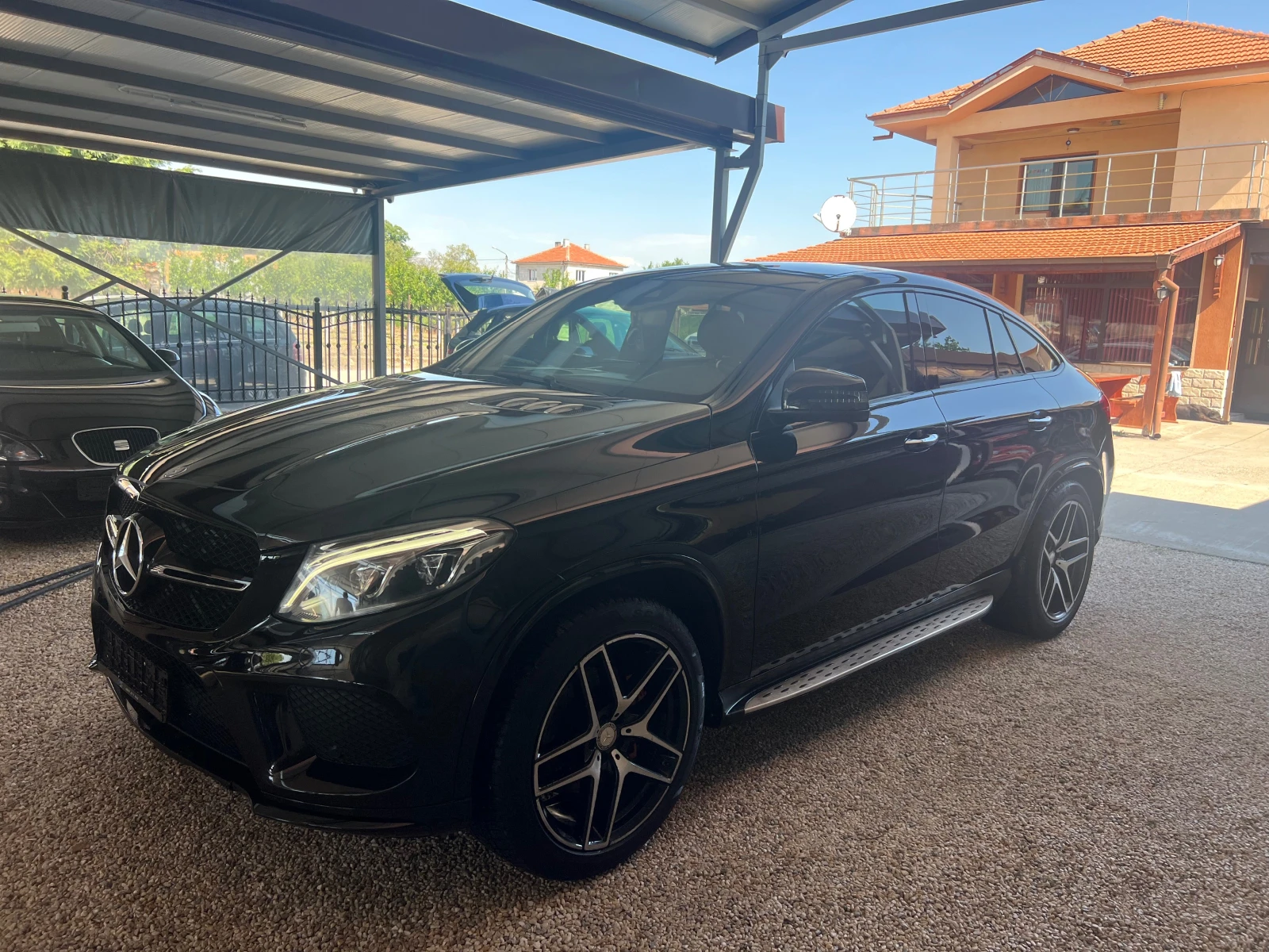 Mercedes-Benz GLE 350 Германия перфект, снимка 5 - Автомобили и джипове - 54449137