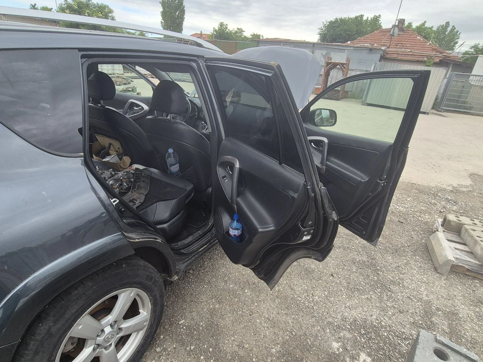 Toyota Rav4, снимка 7 - Автомобили и джипове - 55246055