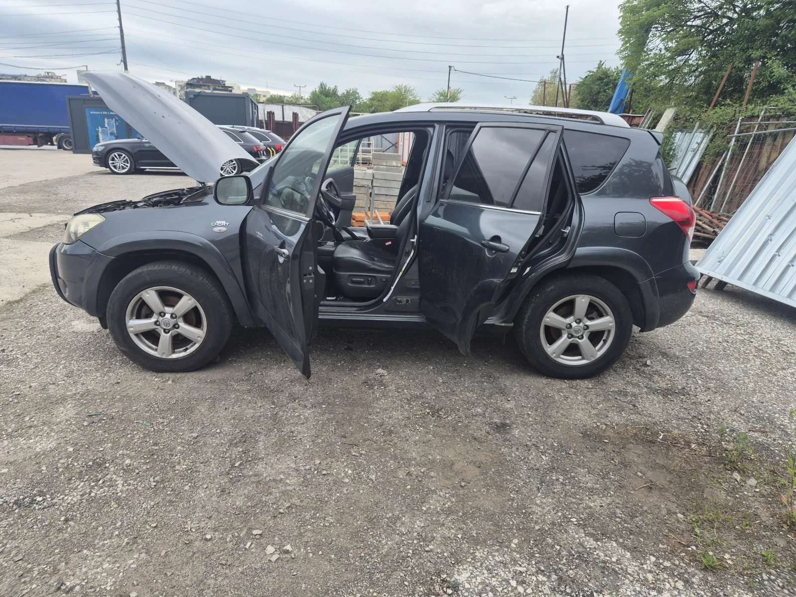 Toyota Rav4, снимка 10 - Автомобили и джипове - 55246055