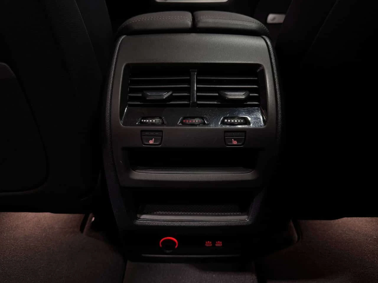 BMW X5 * xDrive40i * M SPORT PRO * ФИКСИРАНА ЦЕНА ДО БГ *, снимка 11 - Автомобили и джипове - 55589031