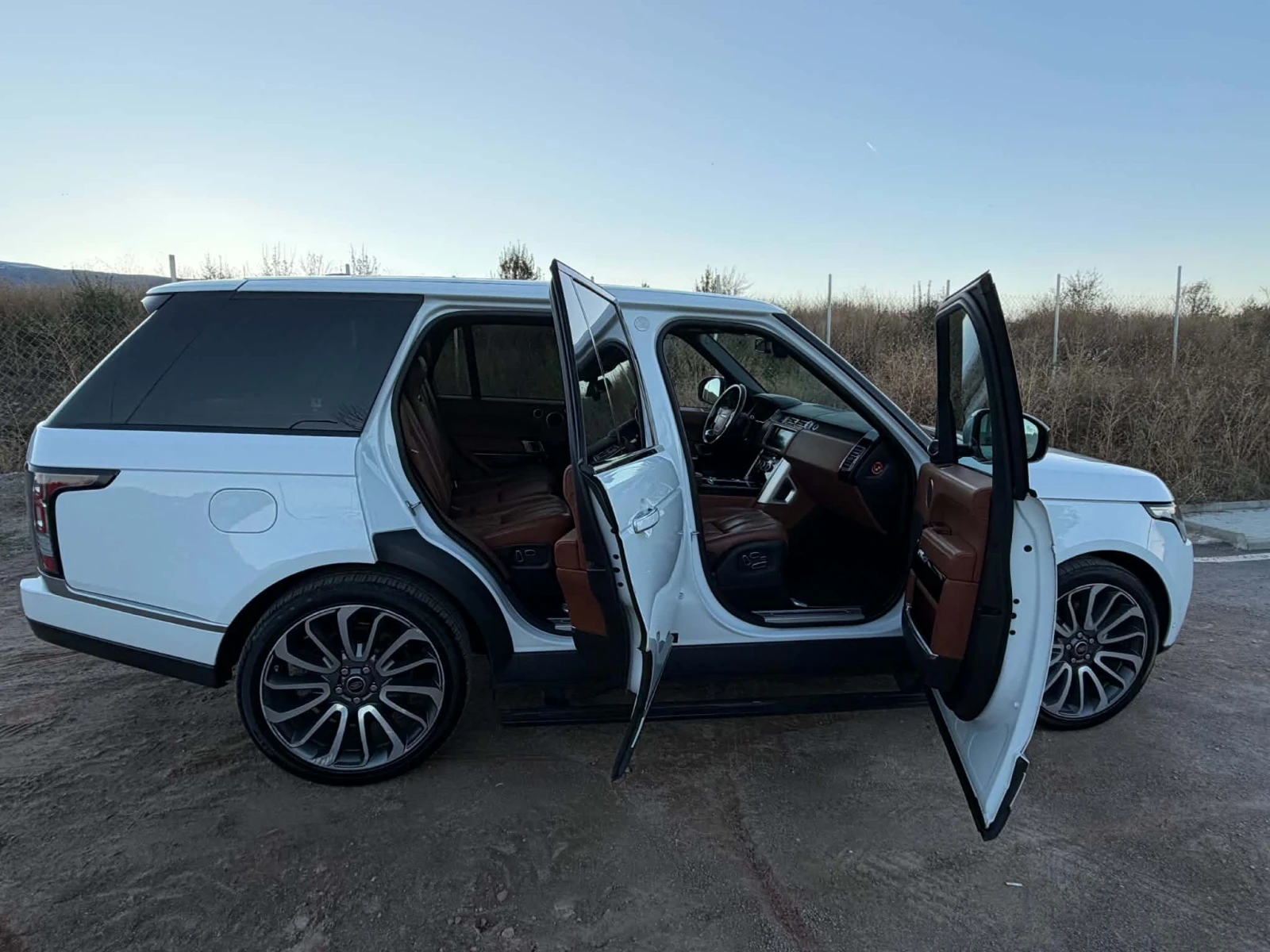 Land Rover Range rover AUTOBIOGRAPHY, снимка 6 - Автомобили и джипове - 56571184