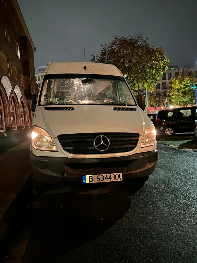 Mercedes-Benz Sprinter 211, снимка 1 - Бусове и автобуси - 48032844