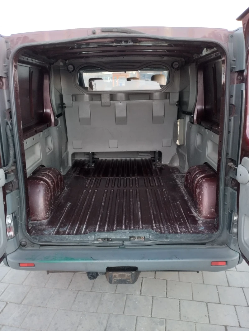 Renault Trafic MAXI База, снимка 17 - Бусове и автобуси - 48870622